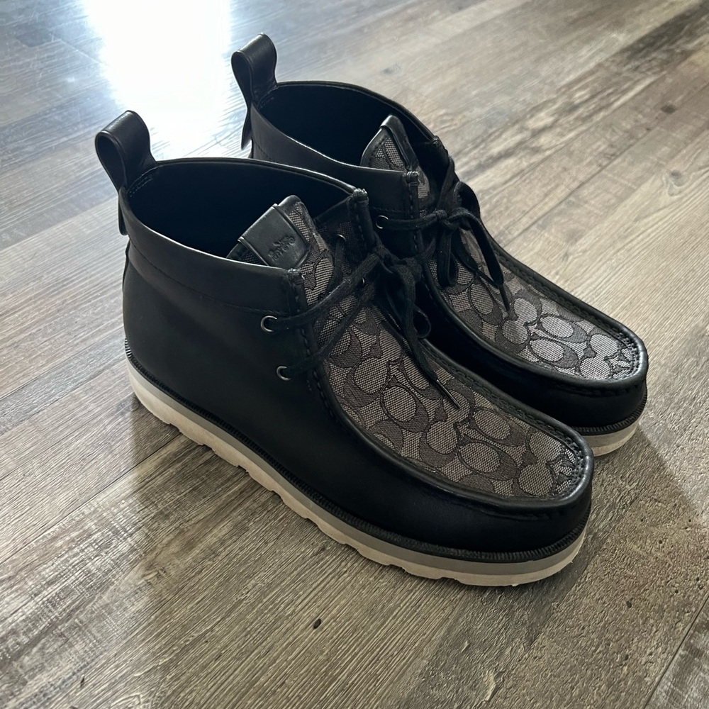 Men coach chukka boot